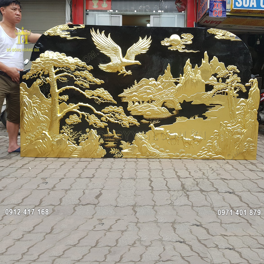 C&oacute; n&ecirc;n d&ugrave;ng bức tranh đồng đẹp để trang tr&iacute; ngoại thất?